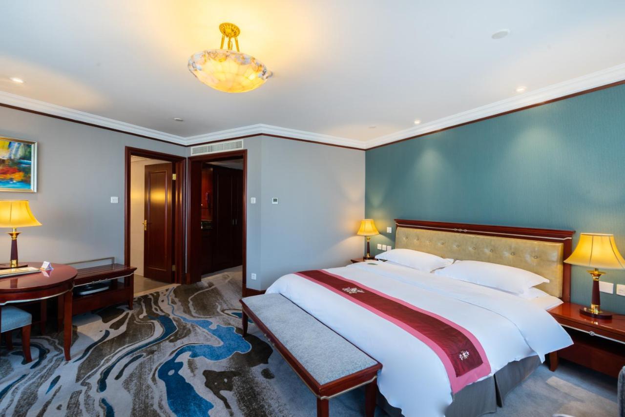 Golden Ocean Hotel Tianjin Exterior photo