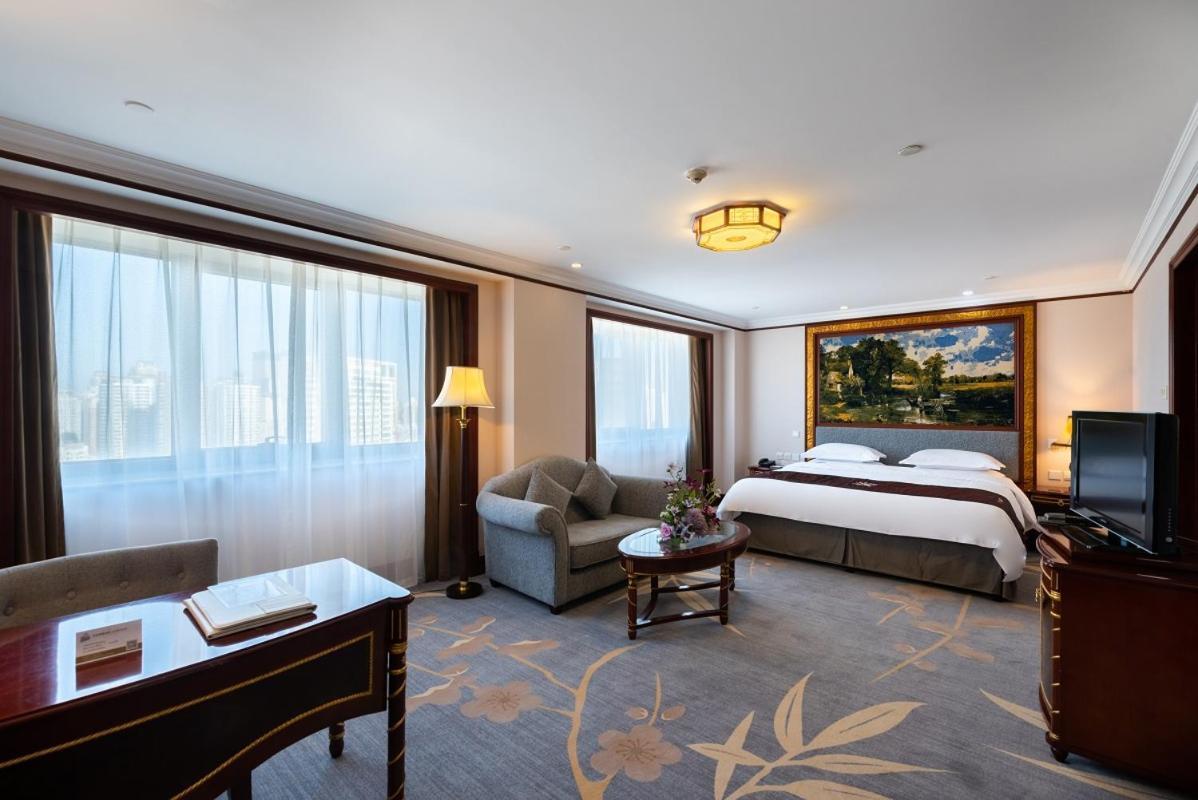 Golden Ocean Hotel Tianjin Exterior photo