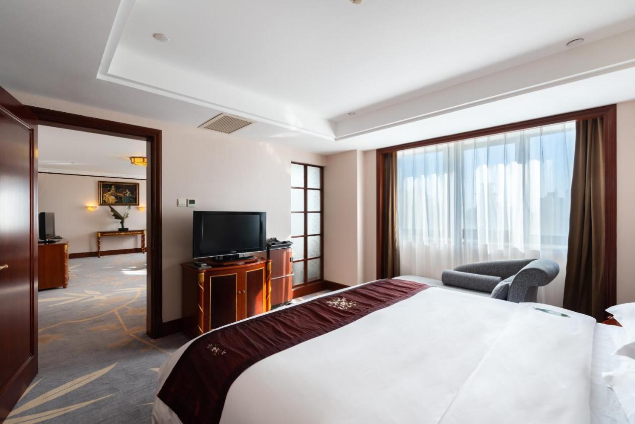 Golden Ocean Hotel Tianjin Exterior photo