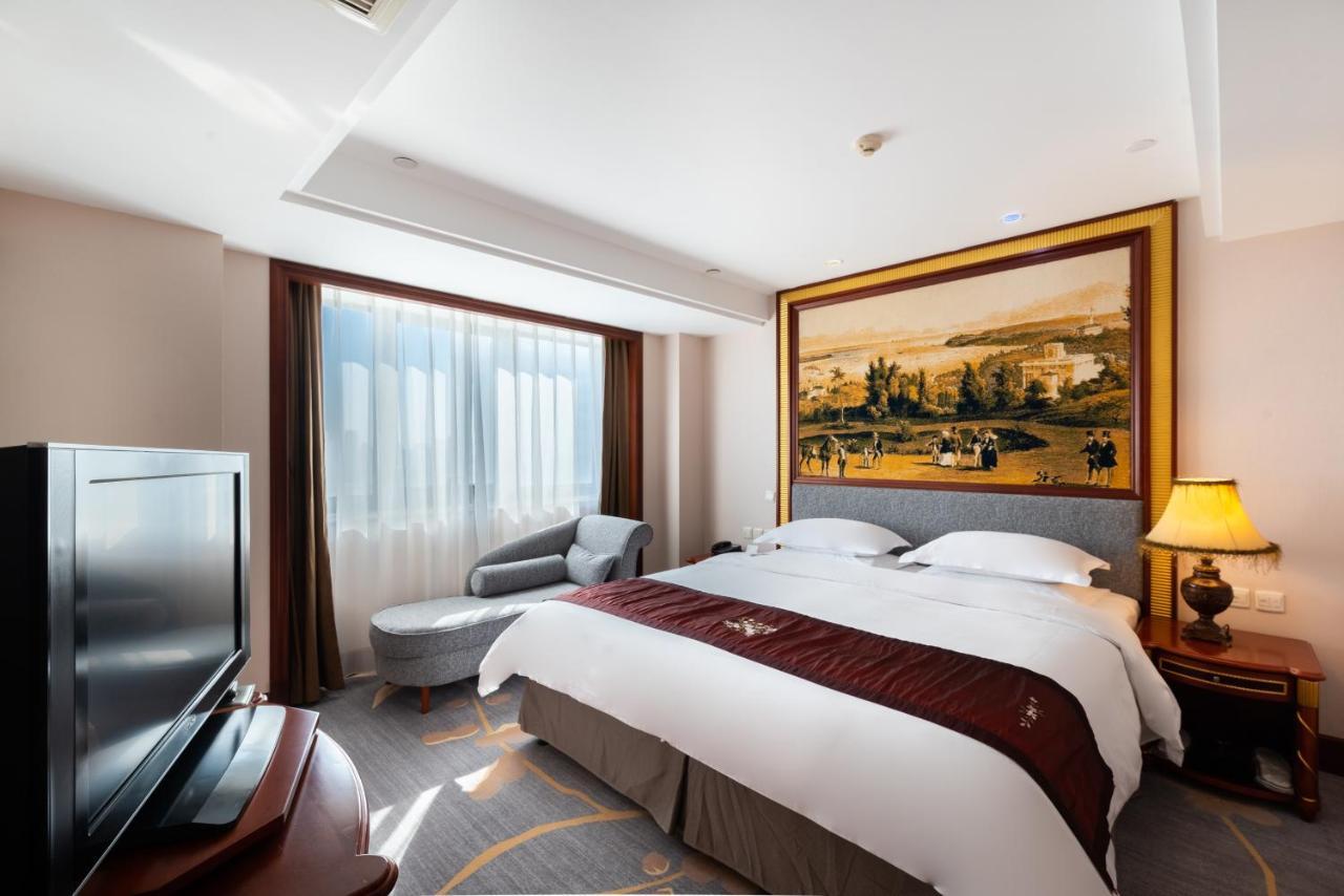 Golden Ocean Hotel Tianjin Exterior photo